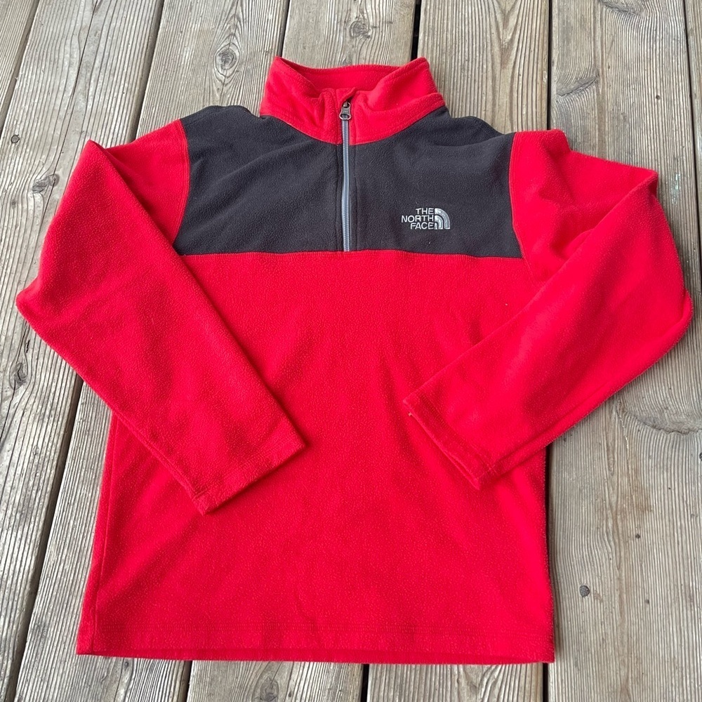 The North Face Boy’s Jacket Fleece Shirt Pull Over Red and Black